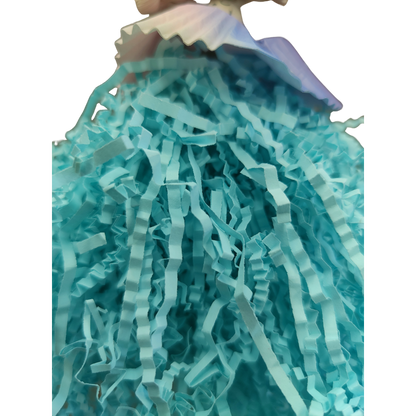 close up 2 of the dress of the little shaggy girl bird toy